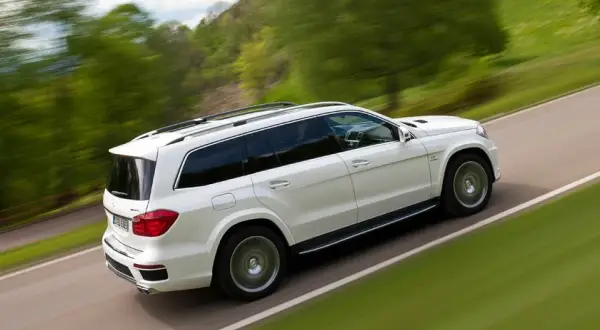 Mercedes GL 63 AMG: warto kupić? Koszty, usterki, poradnik