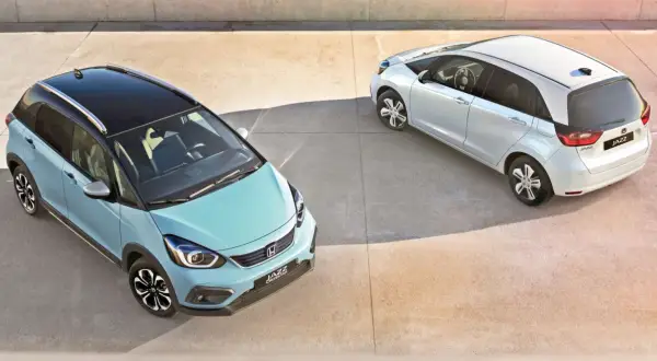 Honda Jazz: Jaki silnik wybrać? Niezawodne benzyny, oszczędne hybrydy.
